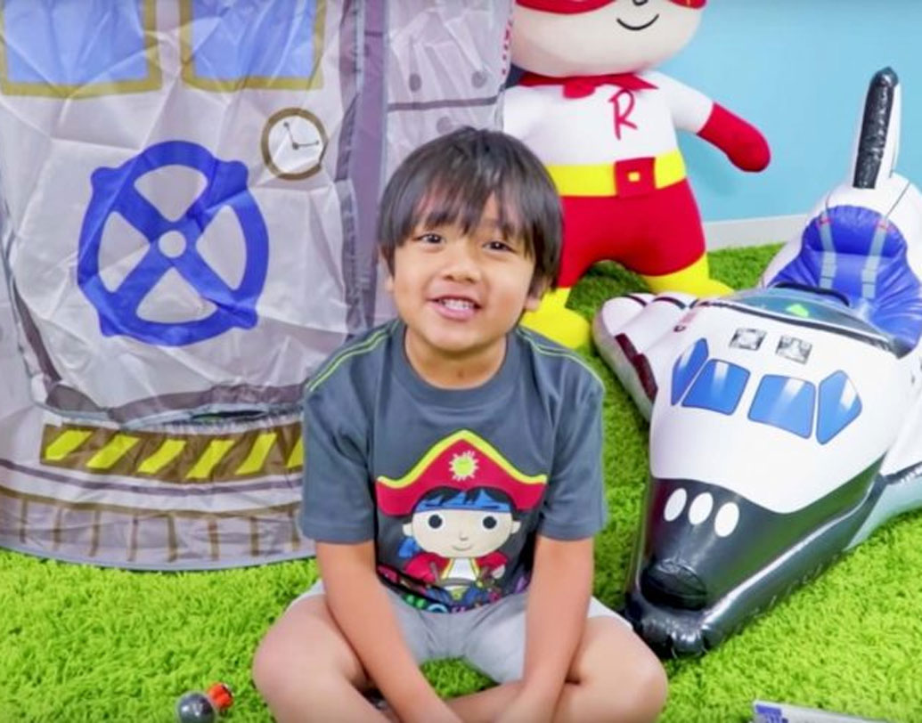 ‘ফোর্বস’ আরও জানিয়েছে যে, এই বছরে ইউটিউব থেকে রায়ানের উপার্জনের পরিমাণ ২০১৭ সালে রায়ানের উপার্জনের পরিমাণের থেকে প্রায় দ্বিগুণ।