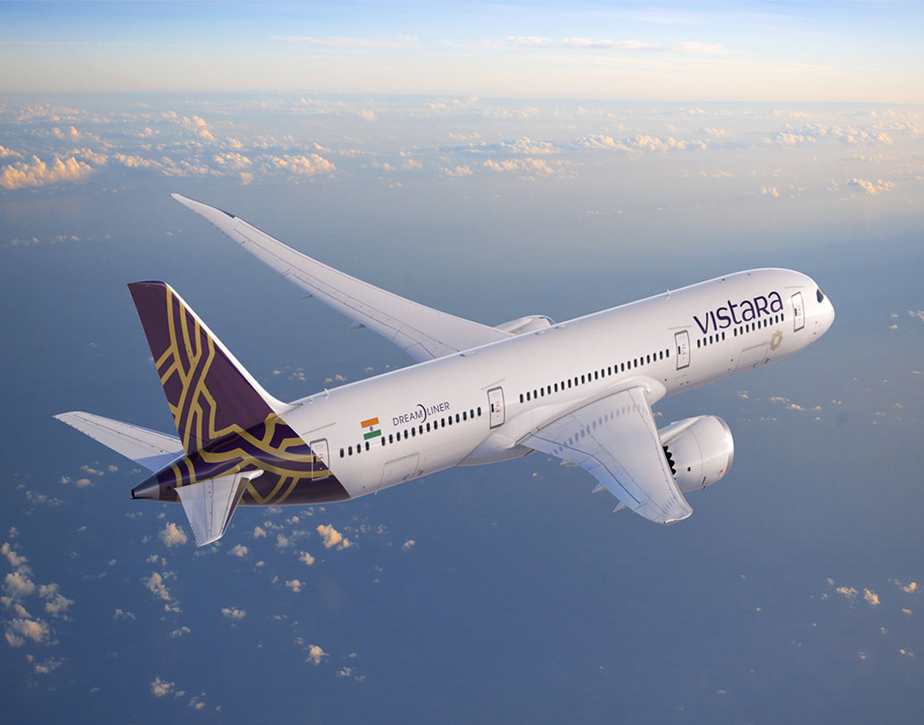 অম্বানী কন্যার প্রি-ওয়েডিং অনুষ্ঠানের জন্যই মোট ৩০ থেকে ৫০টা অতিরিক্ত বিমান ওঠানামা করবে উদয়পুর বিমানবন্দর থেকে।