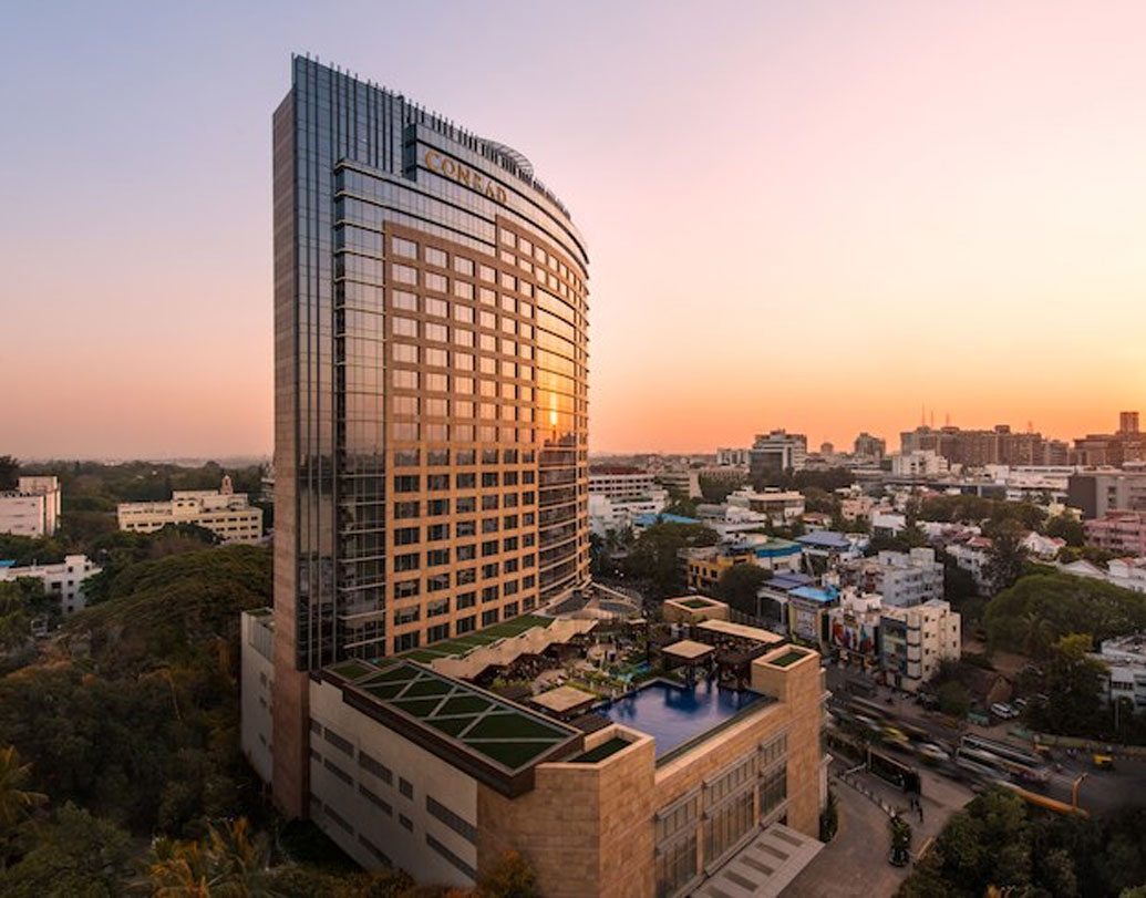 বেঙ্গালুরু, অর্থাৎ টেক সিটিও পিছিয়ে নেই। প্রযুক্তি নগরীর ক্ষেত্রে গড় আর্থিক বৃদ্ধি দাঁড়াবে ৮.৫ শতাংশ।এই সমীক্ষা অনুযায়ী, প্রায় দু’ দশক বিশ্বের উন্নয়নশীল দেশগুলির মধ্যে প্রথমে থাকছে ভারতের শহরগুলি।