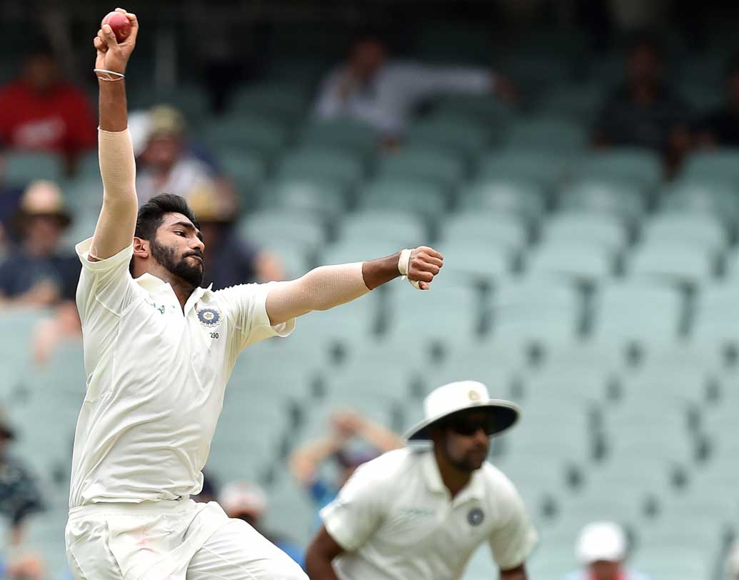 দিনের প্রায় শেষ ভাগে কমিন্সকে আউট করে ভারতীয় শিবিরে স্বস্তি ফিরিয়ে দেন বুমরা। এখন দেখার তৃতীয় দিন কোন দল আধিপত্য তৈরি করতে পারেন। সন্দেহ নেই এ দিনই কার্যত অনেকটা নিশ্চিত হয়ে যাবে টেস্টের ভাগ্য।