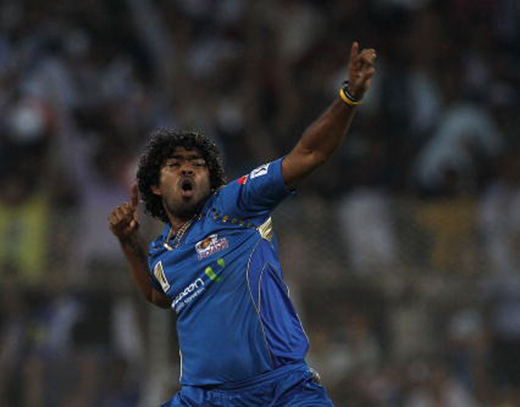 লাসিথ মালিঙ্গা: এক সময় তিনি ছিলেন বিশ্বের অন্যতম সেরা বোলার। কিন্তু, সেই দিন আর নেই। শেষ আইপিএল ২০১৭। ১২টি খেলায় পেয়েছিলেন মাত্র ১১টি উইকেট। এ বার নিজেকে ২ কোটির বেস প্রাইজে রেখেছেন।