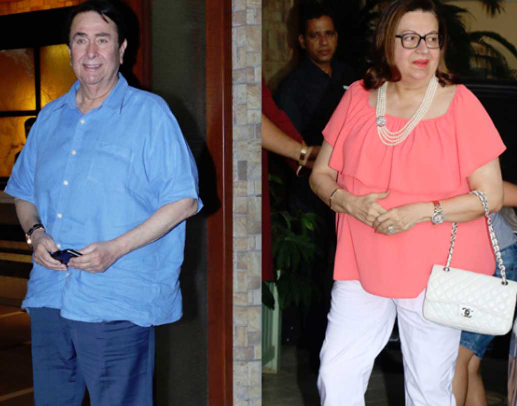 সোহা আলি খান তো ছিলেনই। ছিলেন করিনার প্রিয় দুই বন্ধু অমৃতা এবং মালাইকা অরোরা। তৈমুরের দাদু-দিদা অর্থাৎ রনধীর কপূর এবং ববিতাও ছিলেন নাতি তৈমুরের প্রি-বার্থ ডে পার্টিতে।