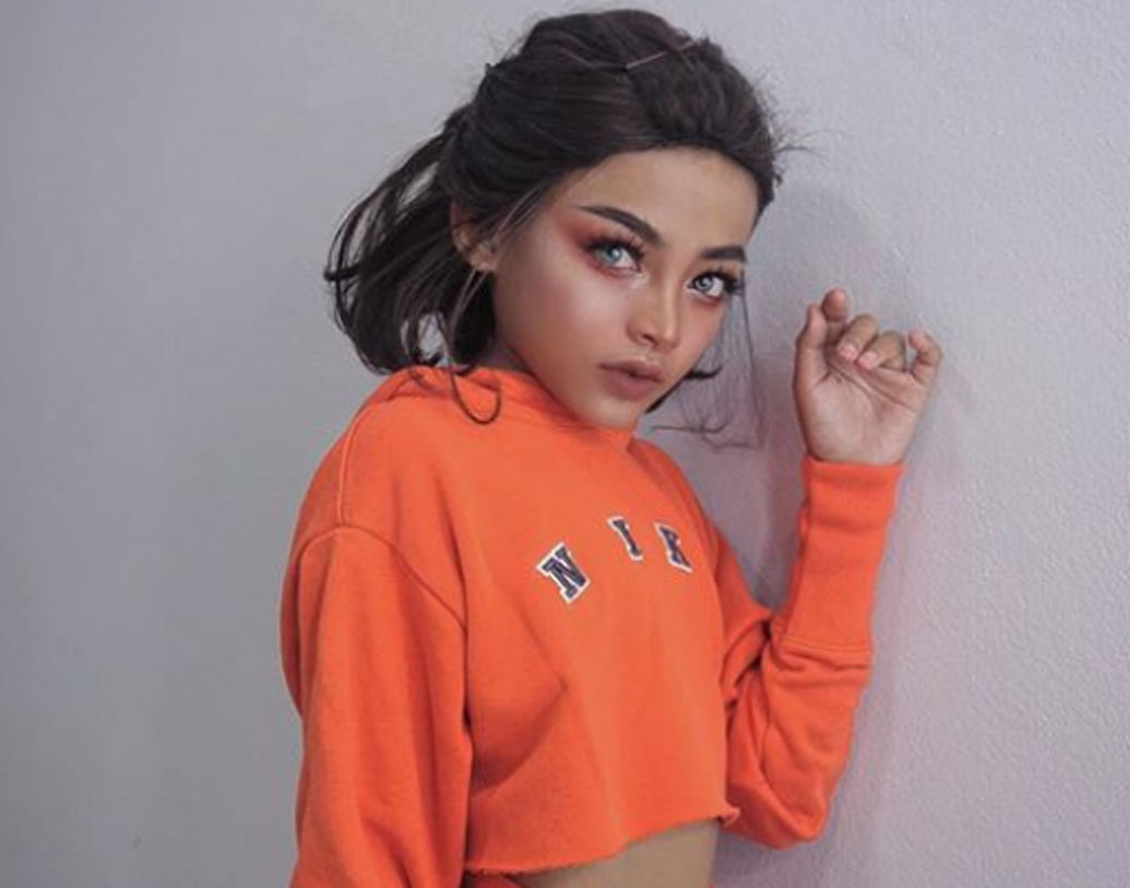 এ ব্যাপারে নেস বলে, “এতে আমার কিছু যায়-আসে না। মা-বাবা আমার এই কাজে খুশি। জীবনের প্রয়োজনগুলো মেটানো জরুরি। তাই এই শখটাই আমার সব কিছুর উত্স।”