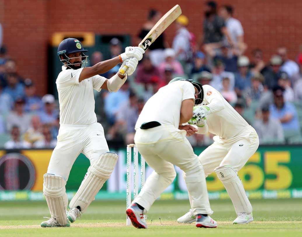 তৃতীয় দিনের শেষে ভারতের রান ছিল তিন উইকেটে ১৫১। এ দিন আরও ১৫৬ রান যোগ করেন ভারতীয় ব্যাটসম্যানরা।