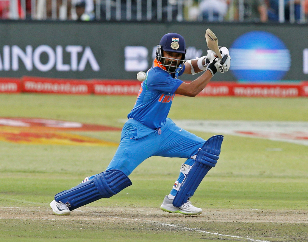 অজিঙ্ক রাহানে: চার নম্বর পজিশন নিয়ে পরীক্ষা চললেও আপাতত এই জায়গায় নিশ্চিত রাহানে। ছবি: রয়টার্স।