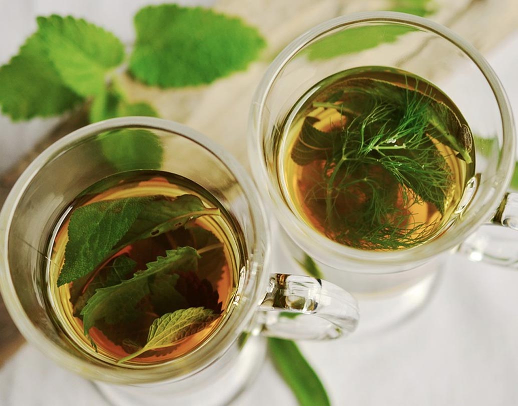 গা গোলানো, বমি ভাব কাটাতে সাহায্য করবে পেপারমিন্ট টি।