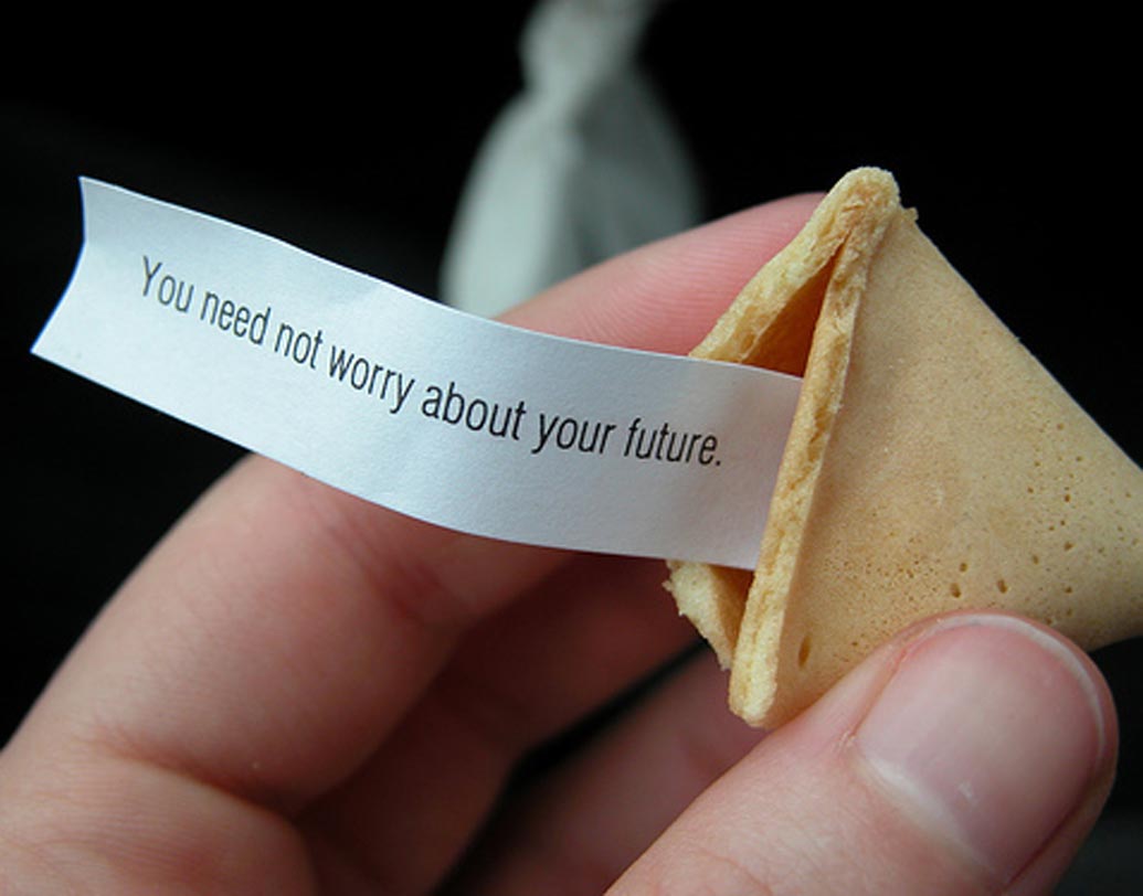 অধিকাংশ সময়ই এরা ভবিষ্যতের চিন্তায় মশগুল থাকেন। কখনও আকাশ-পাতল ভাবনা, কখনও ভয়। ফলে বর্তমান সময়ে মনোনিবেশ করেন না।