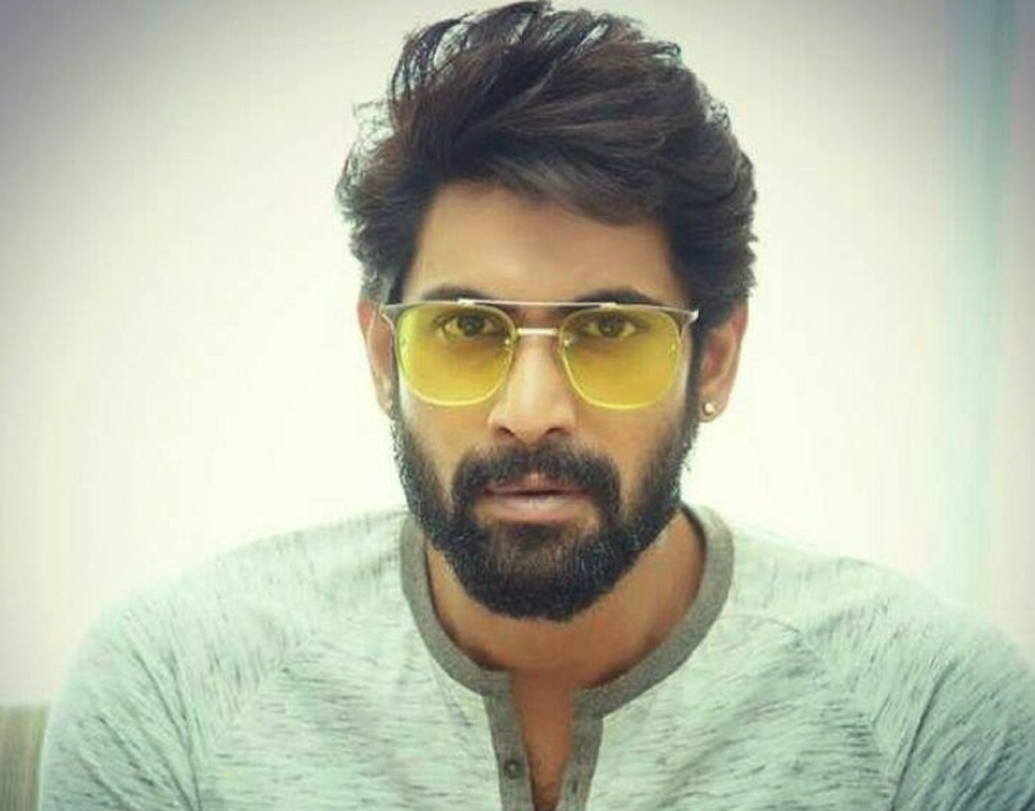 রানা ডগ্গুবতী: তামিল, তেলুগু এবং হিন্দি—সব জায়গাতেই নিজের দক্ষতার ছাপ রেখেছেন রানা। তাঁর আসল নাম রামানাইডু ডগ্গুবতী।