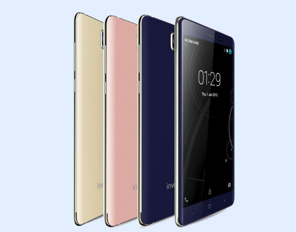 ডায়মন্ড ডি২-তে রয়েছে ৮ মেগাপিক্সেল রিয়ার ক্যামেরা এলইডি ফ্ল্যাশের সঙ্গে এবং ৫ মেগাপিক্সেলের সেলফি ক্যামেরা।