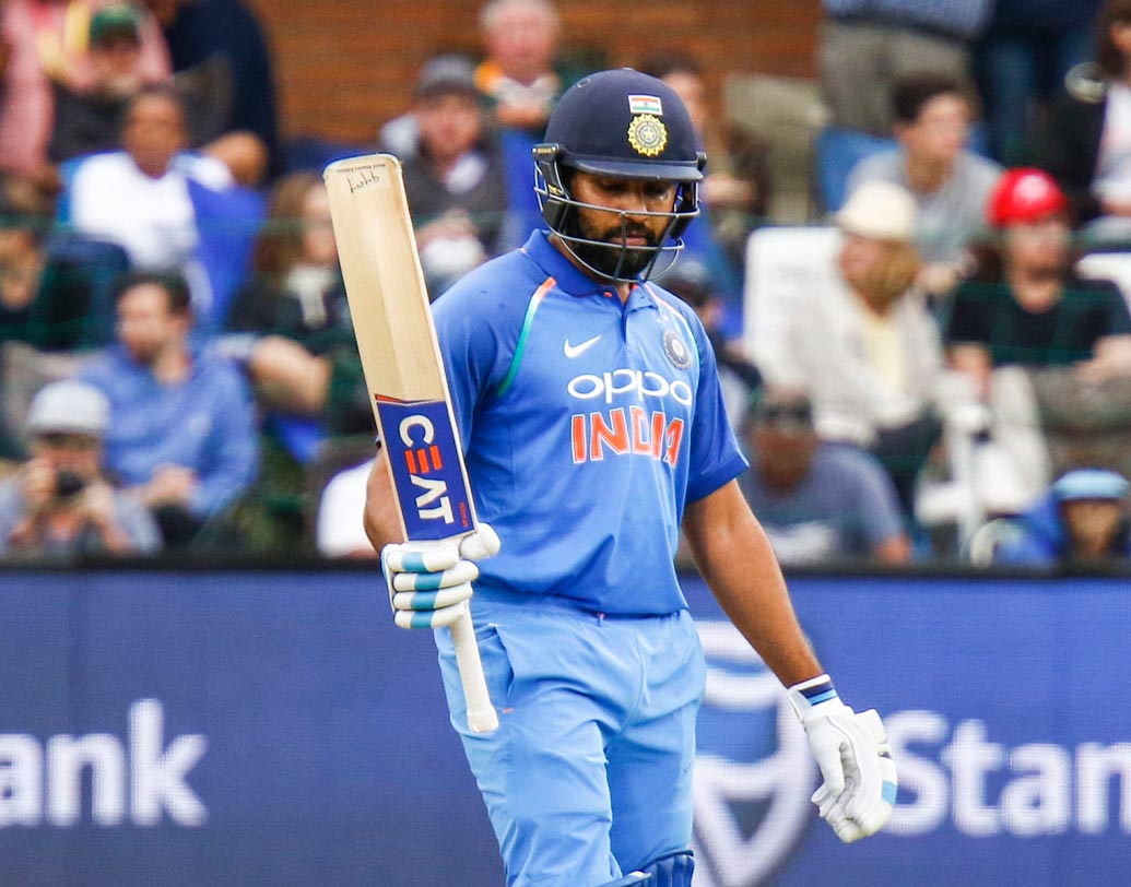 রোহিত শর্মা: দক্ষিণ আফ্রিকা সফরে রান না পাওয়া রোহিত শর্মা রানের খরা কাটিয়েছেন পঞ্চম ওয়ান ডে ম্যাচে। ১১৫ রানের ঝকঝকে ইনিংস খেলেন তিনি। ফলে ওয়ান ডে সিরিজের শেষ ম্যাচে রোহিতকে প্রথম এগারোয় রাখতে চাইবে ভারতীয় টিম ম্যানেজমেন্ট।