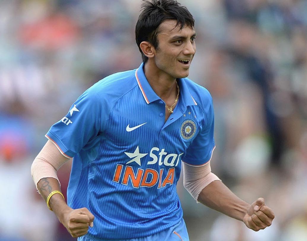 অক্ষর পটেল: পেস লাইনআপের পাশাপাশি স্পিন বিভাগেও বদল আসতে পারে ভারত। কুলদীপের পরিবর্তে দলে ফিরতে পারেন বাঁহাতি অলরাউন্ডার অক্ষর পটেল।