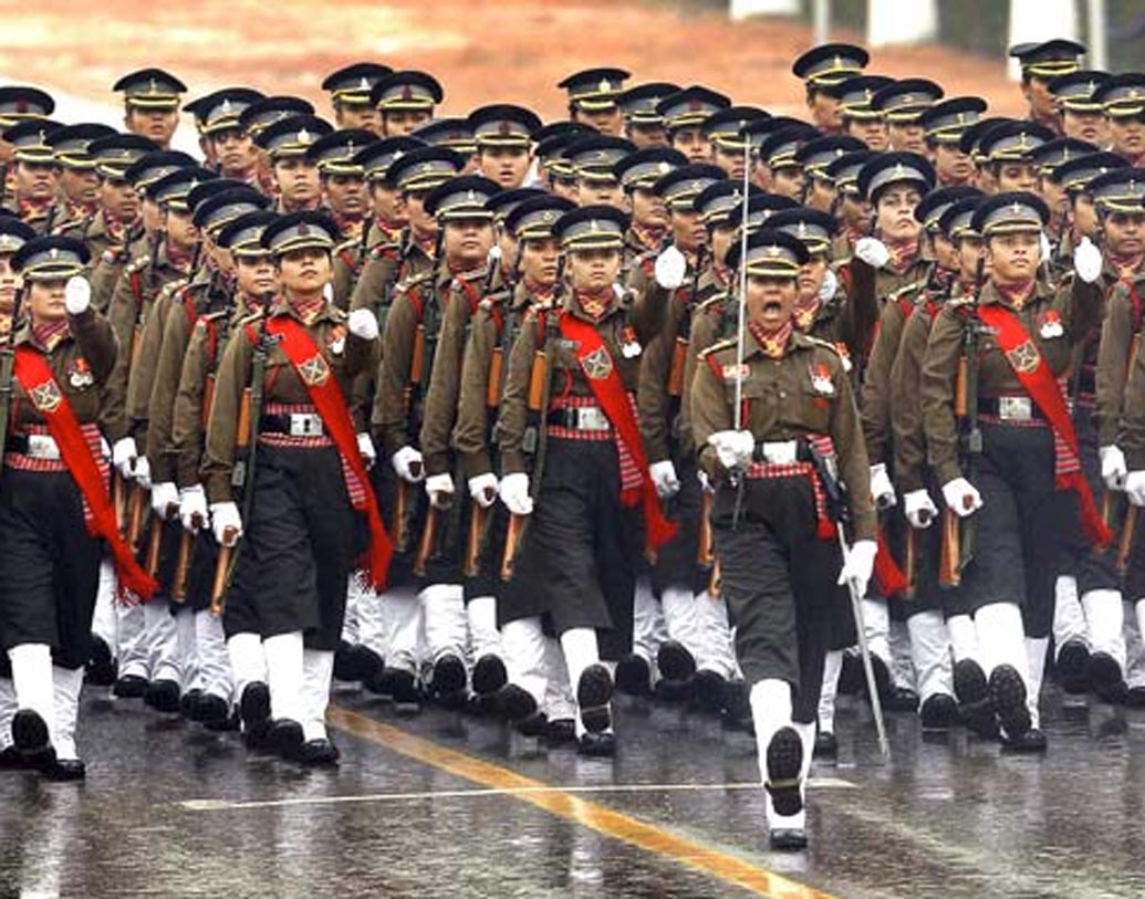 ২০১৭ সালের রিপোর্ট বলছে, ভারতে সামরিক খাতে অর্থ বরাদ্দের পরিমাণ ৫,২৫০ কোটি ডলার (৩,৩৬,২৩৬ কোটি টাকা)। ২০১৬ সালে সেই বরাদ্দ ছিল ৫,১১০ কোটি ডলার (৩,২৭,৩২১ কোটি টাকা)।