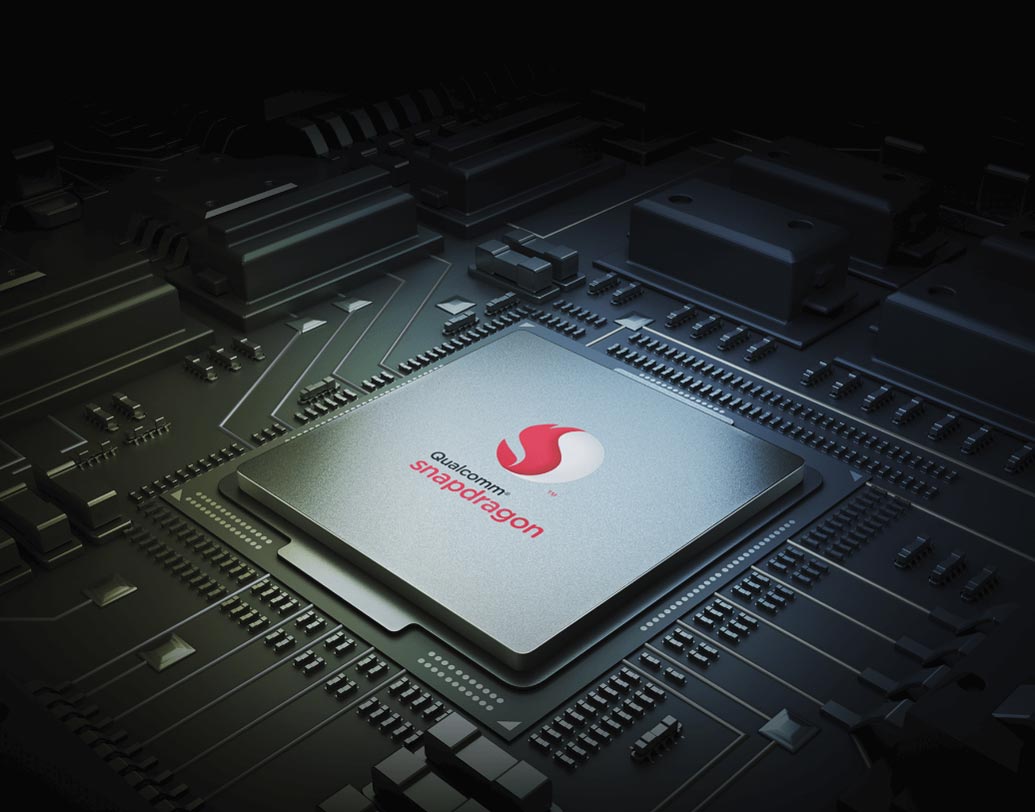 রেডমি নোট ৫ প্রো-এ রয়েছে উচ্চমানের ৫.৯৯ ইঞ্চি এফএইচডি, ২.৫ডি কার্ভড গ্লাস ডিসপ্লে। সঙ্গে রয়েছে শক্তিশালী কোয়ালকম স্ন্যাপড্রাগন ৬৩৬ প্রসেসর।