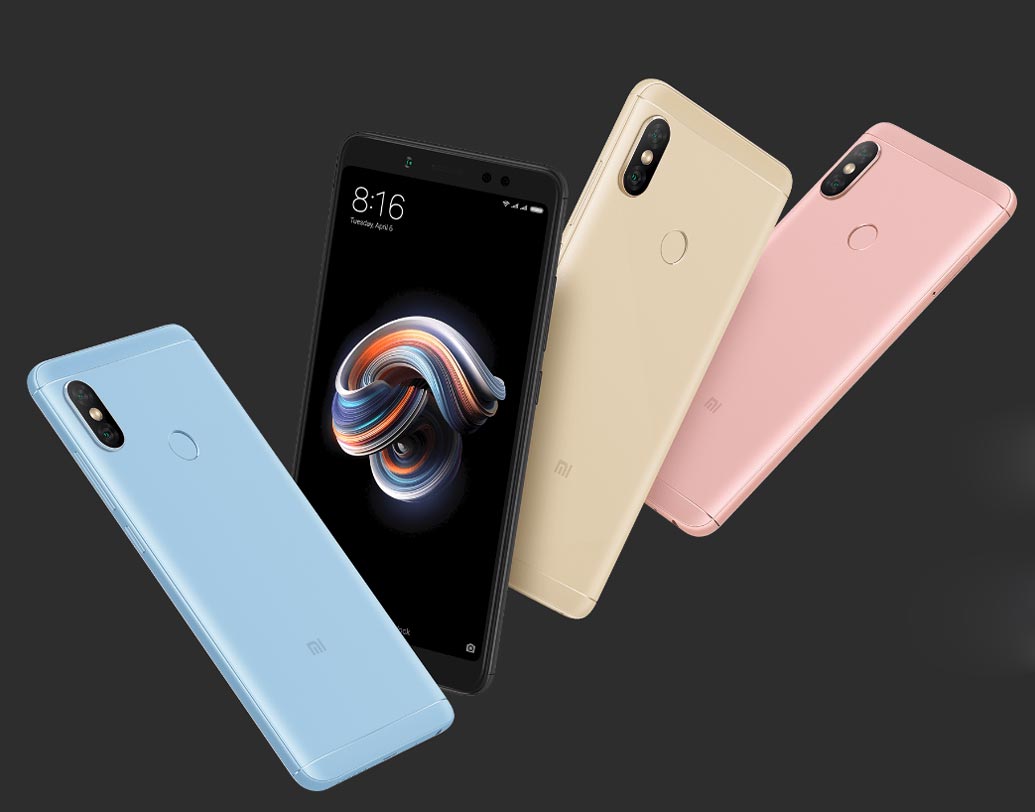 এই ফোনের দু’টি ভার্সনে রয়েছে ৪ এবং ৬ জিবি র‌্যাম আর ৬৪ জিবি ইন্টারনাল স্টোরেজ। মাইক্রো এসডি কার্ডের মাধ্যমে ইন্টারনাল মেমোরি আরও ২৫৬ জিবি পর্যন্ত বাড়িয়ে নেওয়া যাবে।