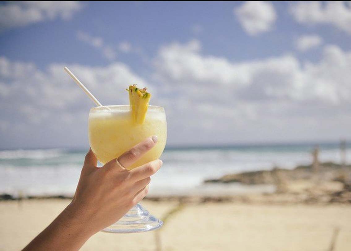 প্রকৃতির মধ্যে মহিলাদের ছুটি কাটানোর সমস্ত আয়োজন তিনি করেছেন এখানে। পাশাপাশি মহিলারা এখানে রান্নাও শিখে নিতে পারেন। রয়েছে আরও অনেক কিছু।