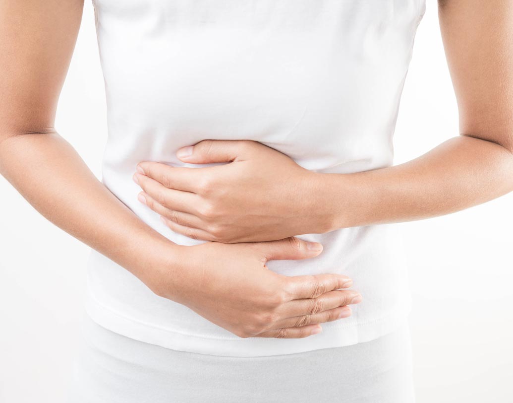 হজম ক্ষমতা বৃদ্ধি: শরীরে হজম শক্তি বাড়ায় কটেজ চিজ বা পনির। পনিরের মধ্যে থাকে ফসফরাস যা পরিপাকে সাহায্য করে। তা ছাড়া, এর ম্যাগনেসিয়ামজাত উপাদান কোষ্ঠকাঠিন্য দূর করে।