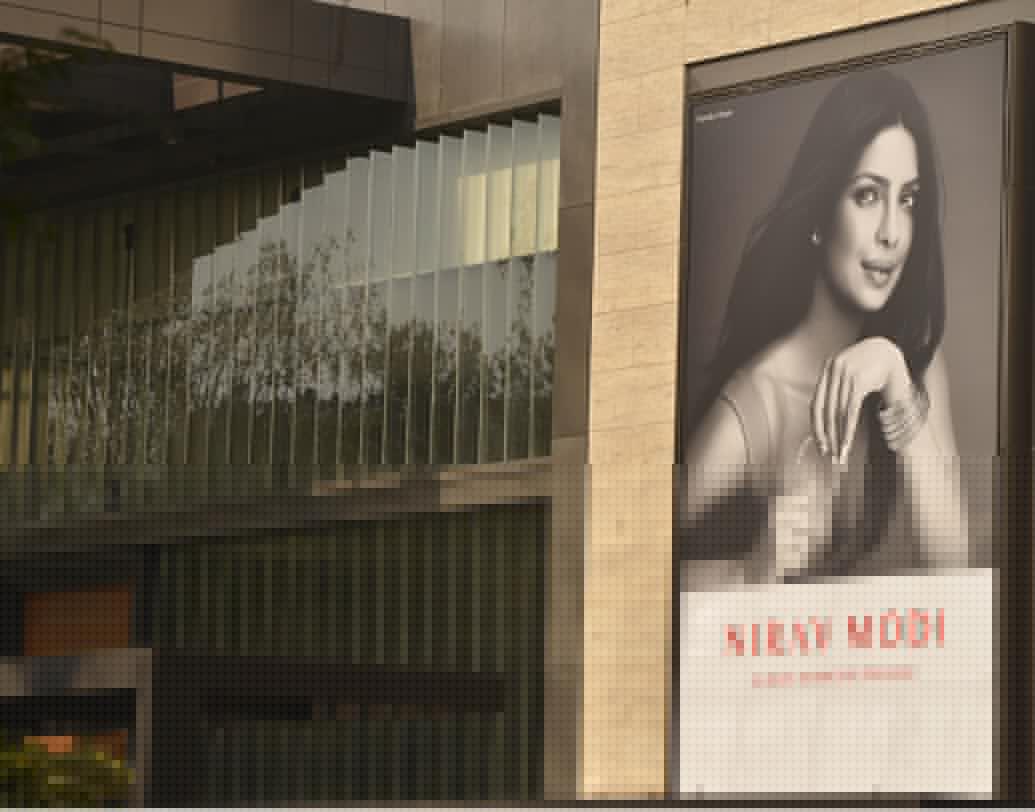 নীরব ও তাঁর মামা মেহুল চোক্সীর মোট ১২৬টি ভুয়ো সংস্থার সন্ধান মিলেছে বলে জানায় ইডি। সম্পত্তি বাজেয়াপ্ত হয়েছে প্রায় ৫ হাজার ৭৩৬ কোটি টাকার। গীতাঞ্জলি গোষ্ঠী, মেহুল চোক্সীর ৭টি সম্পত্তি বাজেয়াপ্ত।