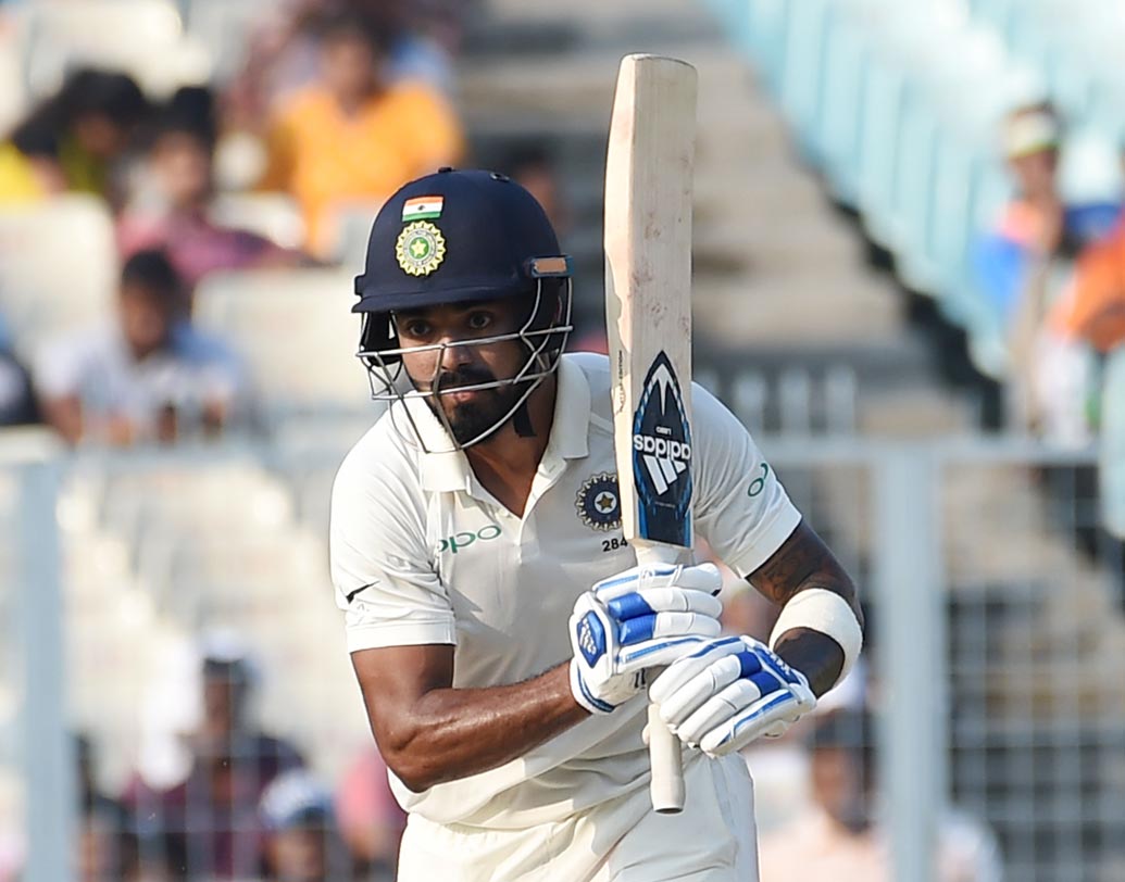 লোকেশ রাহুল: পর পর দু’টি টি২০ ম্যাচে ফ্লপ রোহিত শর্মার পরিবর্তে এই ম্যাচে দলে জায়গা হতে পারে রাহুলের। এমনিতেও রাহুলের টি২০ কেরিয়ার গ্রাফ বেশ ভাল।