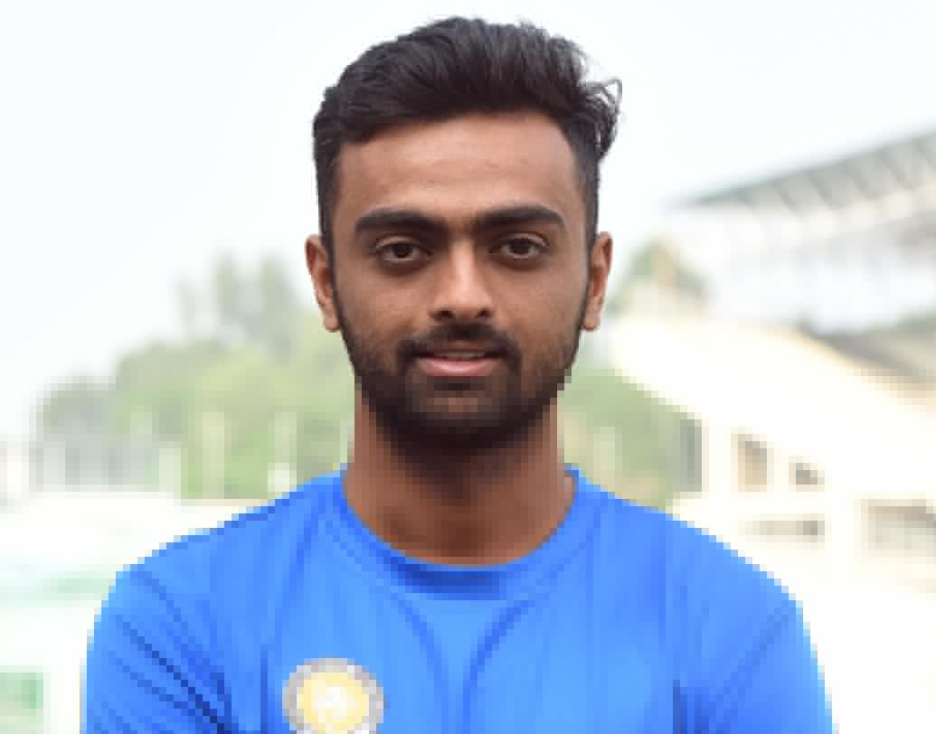 জয়দেব উনাদকট: প্রথম দু’টি টি২০ ম্যাচে মোট ৩টি উইকেট নিয়েছে জয়দেব। এই ম্যাচেও ভারতীয় দলের বোলিং লাইনআপে থাকার সম্ভবনা জয়দেবের।