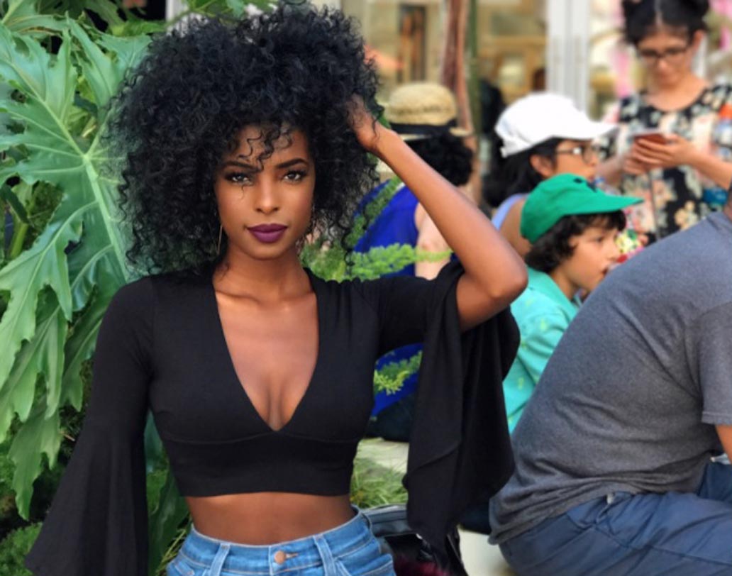 মূলত প্রিন্ট, বাণিজ্যিক এবং ক্যাটালগের জন্য মডেলিং করেন মেগান।