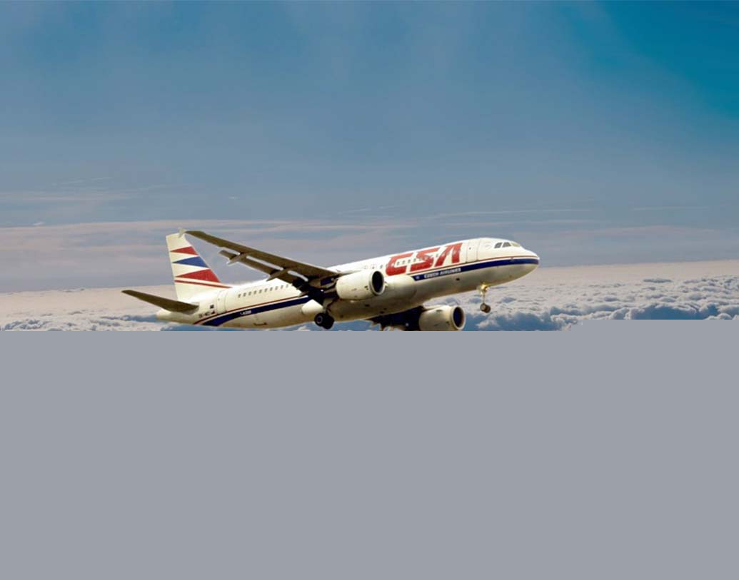 অফিসের কাজে কি নিয়মিত ট্র্যাভেল করতে হয়? তবে ট্র্যাভেল অ্যালাউন্স থেকেও বেশ কিছুটা সাশ্রয় করতে পারেন। যদি সম্ভব হয় তবে আপনার সংস্থার কর্তৃপক্ষের কাছ থেকে একযোগে মান্থলি ট্র্যাভেল অ্যালাওয়েন্স চেয়ে নিন। ট্র্যাভেল করতে গিয়ে বিলাসবহুল হোটেলে না উঠে বরং কোনও বন্ধুর বাড়িতে থাকুন। একান্তই যদি হোটেলে থাকতে হয় তবে সেখানকার রেস্তরাঁয় না খেয়ে স্থানীয় রেস্তরাঁয় খাওয়াদাওয়া সারুন। ট্র্যাভেল অ্যালাওয়েন্স থেকেই বেঁচে যাবে অনেক টাকা।