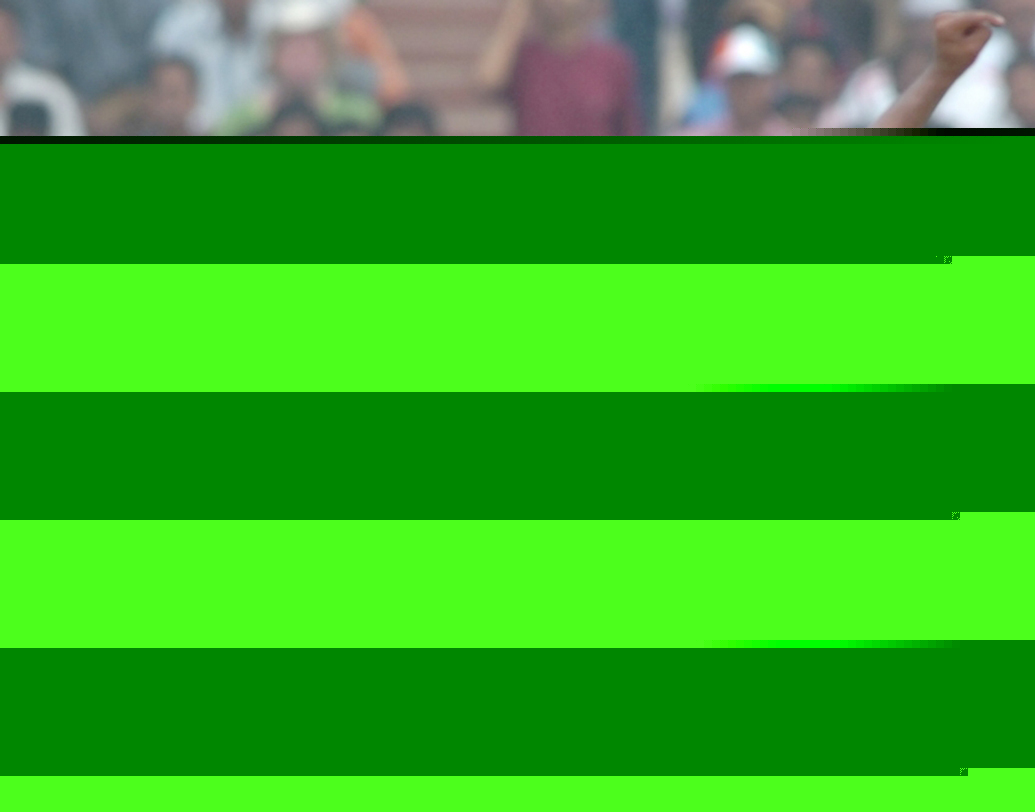 অমিত মিশ্র: তাঁকে অন্যায় ভাবে দলে নেওয়া হচ্ছে না এই অভিযোগে ক্রিকেট ছেড়ে দেওয়ার কথা ভেবেছিলেন এই লেগস্পিনার। হরিয়ানার এক ক্রিকেট কর্তার পরামর্শ ও সাহায্যে ক্রিকেটে ফেরেন অমিত। বিশ্বকাপের দলে সুযোগও পেয়েছিলেন।