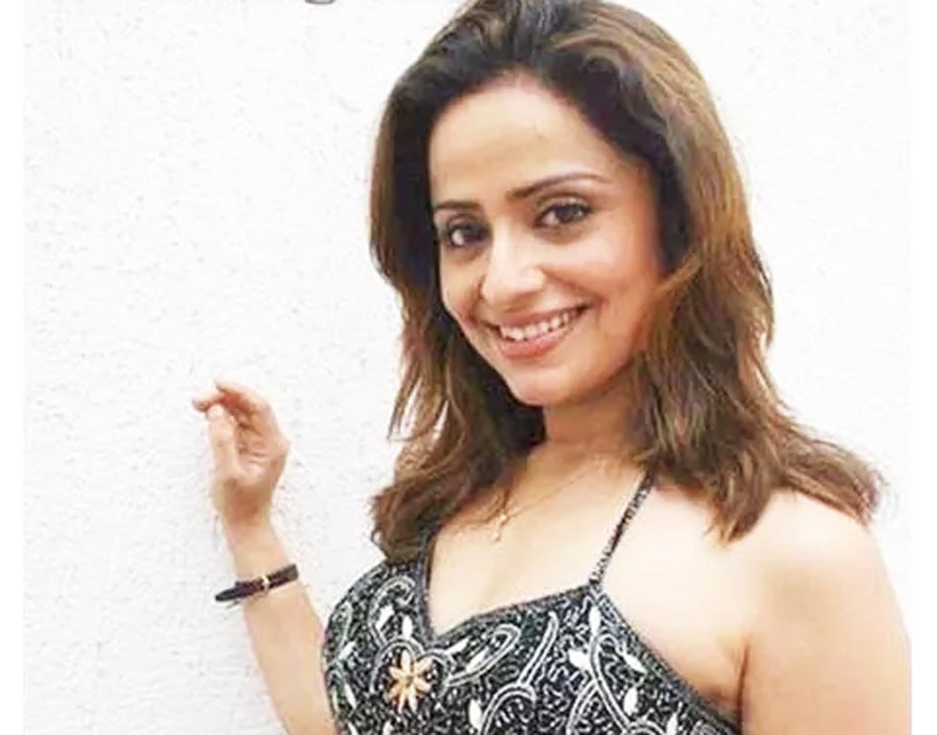 ‘শক্তিমান’-এর আগেও বলিউডের বেশ কিছু ছবিতে দেখা গিয়েছিল বৈষ্ণবী মহান্তকে। যেমন ‘ভিরানা’, ‘লাডলা’, ‘বম্বাই কে বাবু’, ‘বরসাত কি রাত’ ইত্যাদি ছবিতে অভিনয় করেছিলেন তিনি। কিন্তু ‘শক্তিমান’ই তাঁকে জনপ্রিয়তার শিখরে বসায়।