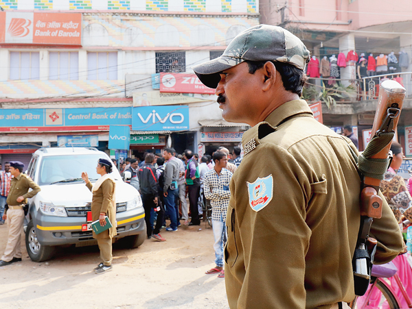 Bank loot at Bengal-Jharkhand Border 
