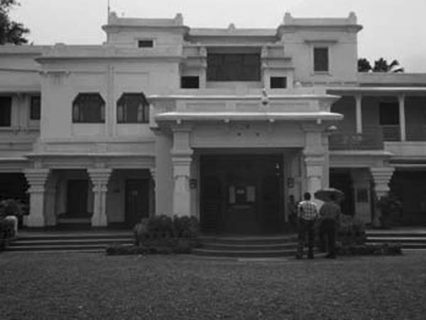 Very few forms available in Rabindra Open University