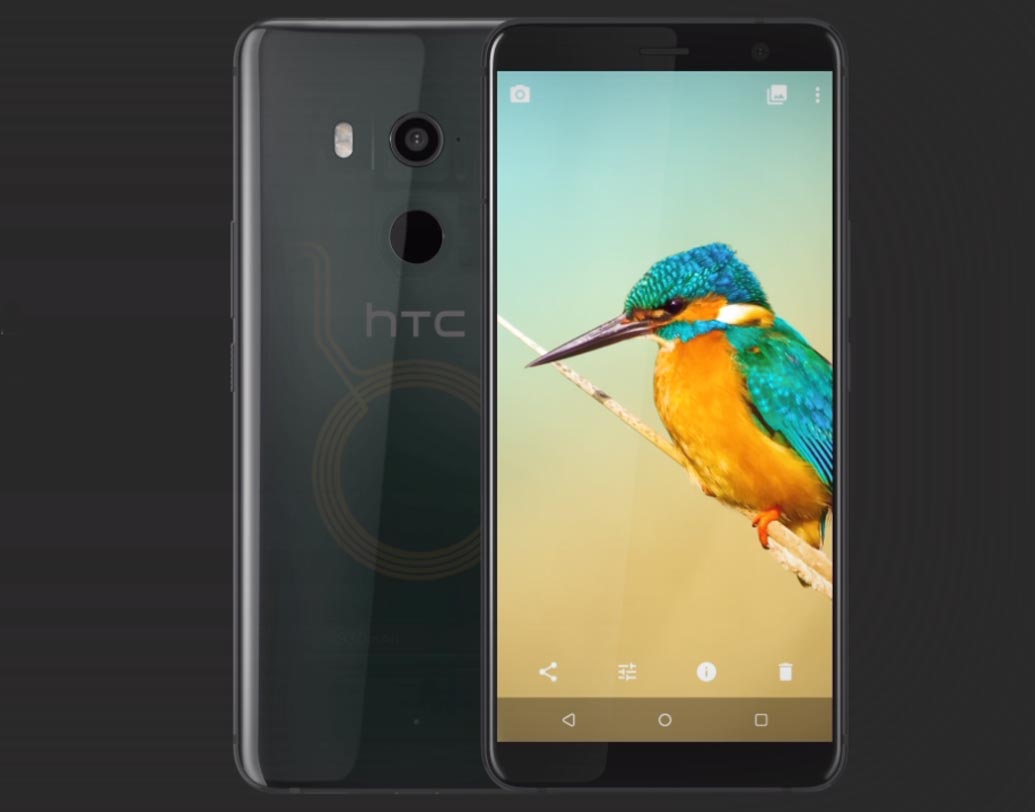 এইচটিসি ইউ-১১ প্লাস-এ রয়েছে ৬ ইঞ্চি উচ্চমানের এলসিডি ডিসপ্লে। সঙ্গে রয়েছে শক্তিশালী স্ন্যাপড্রাগন প্রসেসার।