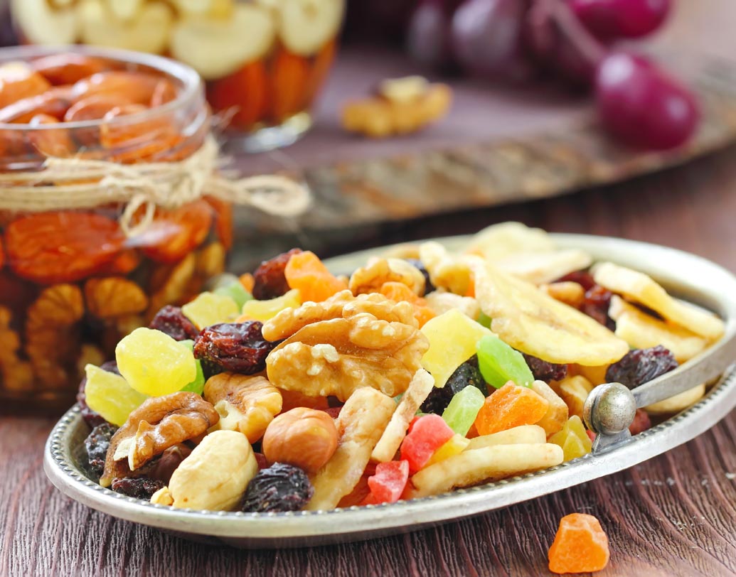 দ্বিতীয় দিন মিড ডে স্ন্যাকস হিসেবে খান ফল বা সুগার ফ্রি ড্রিঙ্ক। একমুঠো বাদাম বা বীজও খেতে পারেন। সঙ্গে খান গ্রিন টি, নারকেলের জল বা পাতলা ভেজটেবল স্যুপ।