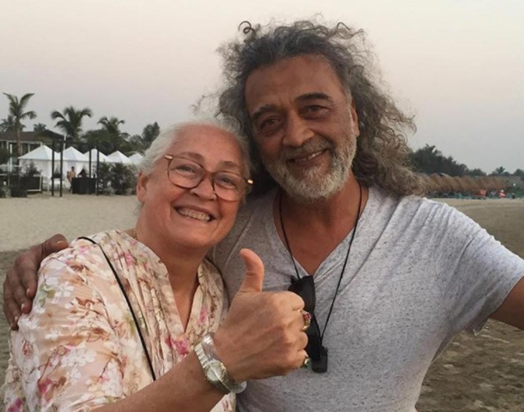 নাফিসার বহুদিনের বন্ধু লাকি। তাঁর মেয়ের গান শুনে মুগ্ধ নাফিসাও। ইনস্টাগ্রামে ছবি পোস্ট করে সে কথাই জানিয়েছেন অভিনেত্রী।