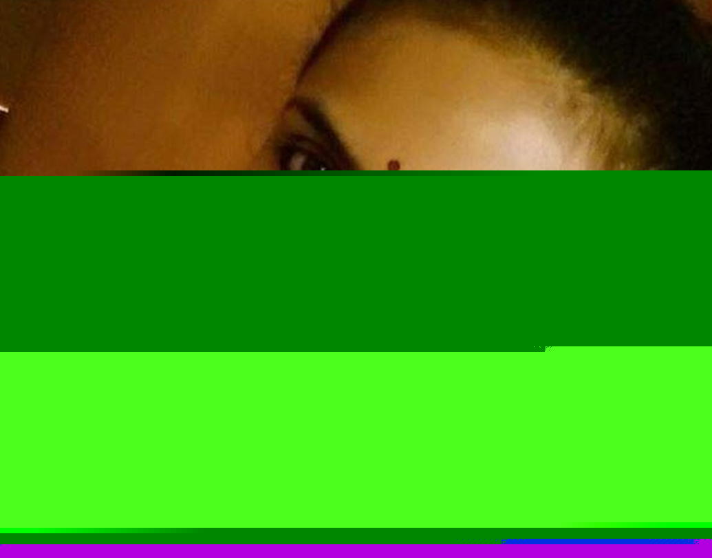 ২০১৬-র ডিসেম্বর। সোশ্যাল মিডিয়ায় উঠতি অভিনেত্রী বিতস্তা সাহা লিখেছিলেন, ‘আমার যন্ত্রণা তুমি কখনও বুঝবে না’। বেশ কিছু ওয়েব বন্ধু এই কমেন্ট লাইক করেছিলেন। কেউ দুঃখের ইমোজি দিয়েছিলেন। কিন্তু কেউ তাঁর দুঃখ বুঝেছিলেন কী?