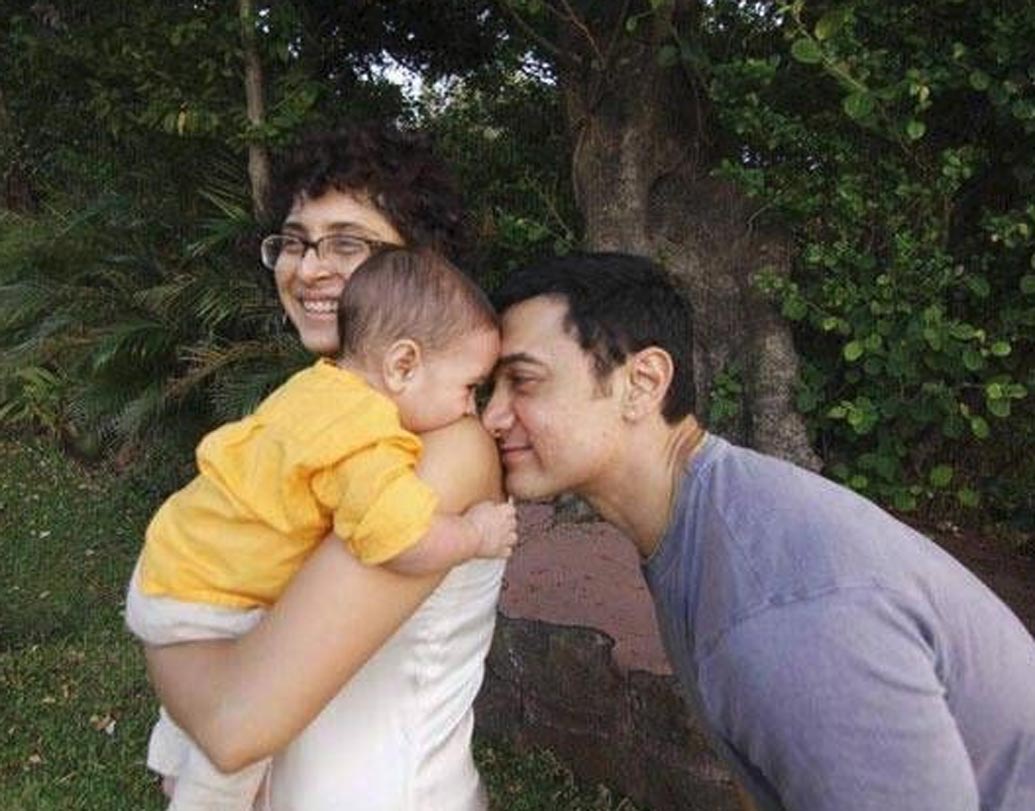 খাওয়া-দাওয়া নিয়ে নাকি বিস্তর ঝামেলা করে থাকেন আমির। স্নান করতেও নাকি গায়ে জ্বর আসে এই অভিনেতার। আমিরের নামে এমন অভিযোগটি তাঁর বর্তমান স্ত্রী কিরণ রাওয়ের। তবে তাঁরে ছেলে আজাদকে চোখে হারান আমির। এক সময় তো ঘুম পাড়ানো থেকে খাওয়ানো সবই প্রায় নিজের হাতেই করতেন আমির।