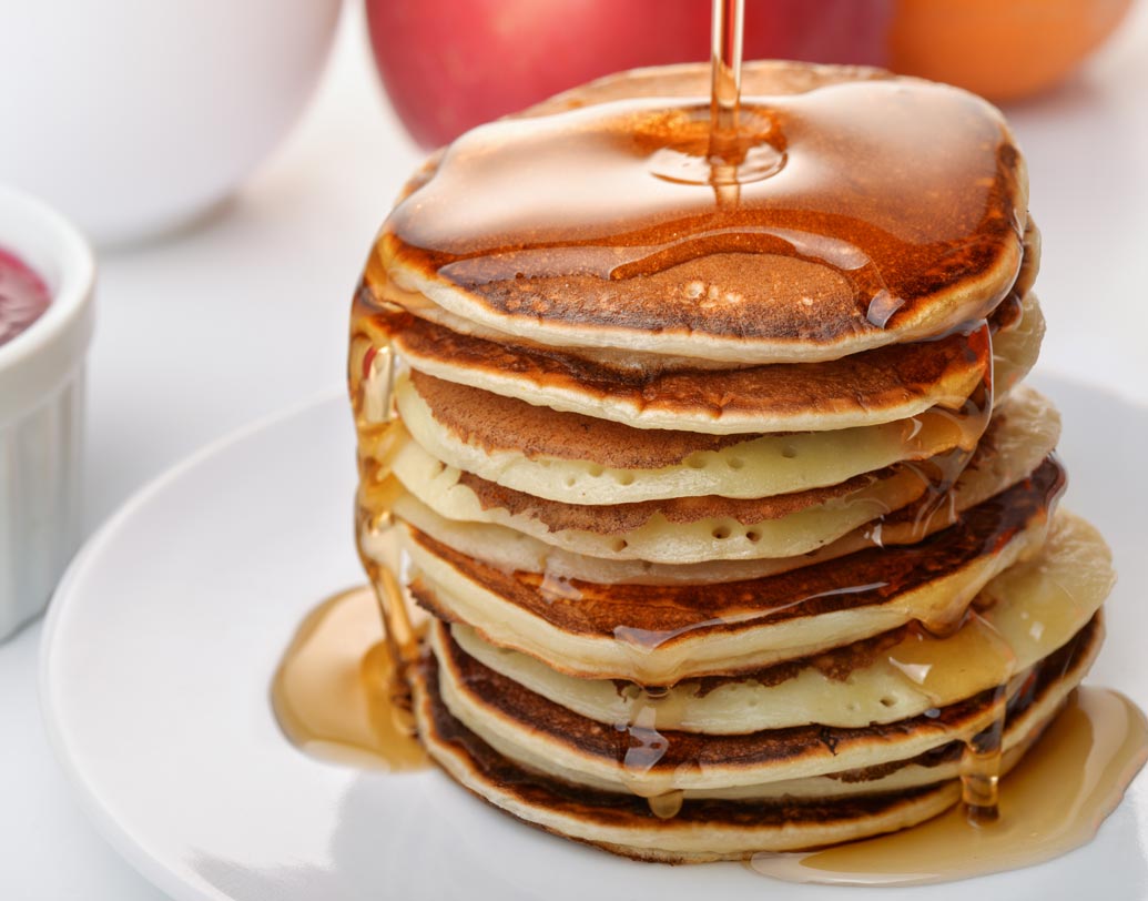 মেপল সিরাপ: ১ টেবল চামচ মেপল সিরাপে ক্যালোরির পরিমাণ ৫২।