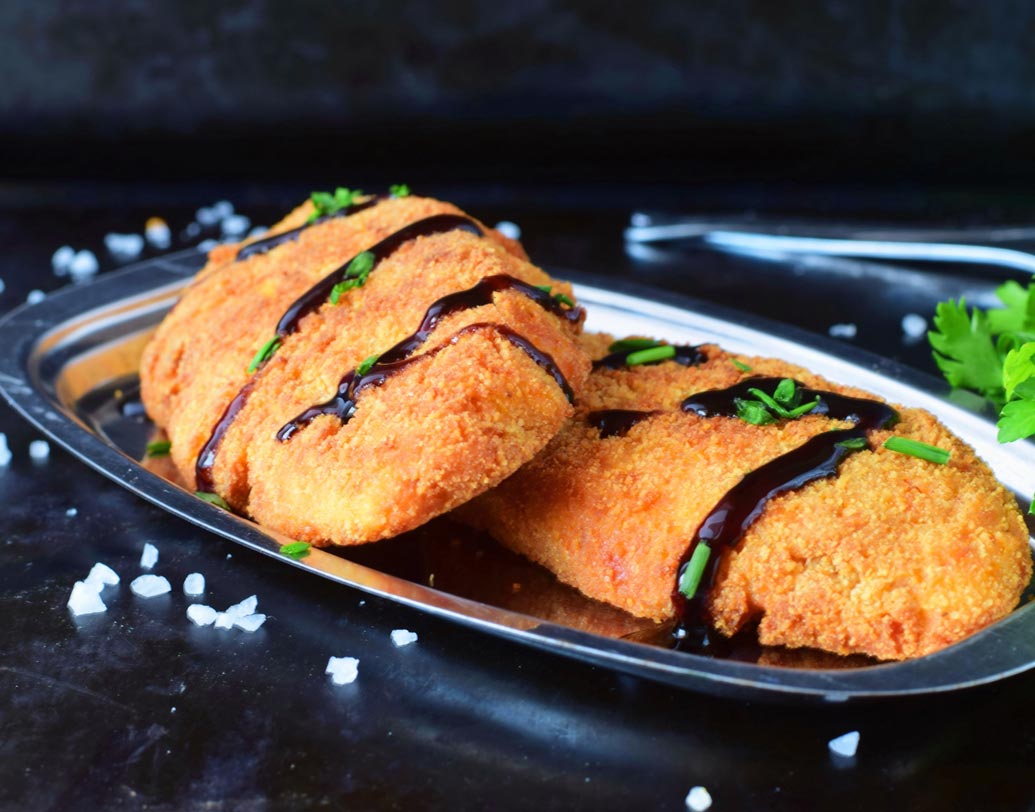 বালসেমিক গ্লেজ: ঘনত্ব অনুযায়ী ১ টেবল চামচ বালসেমিক গ্লেজে ক্যালোরির পরিমাণ ২০-৪০।