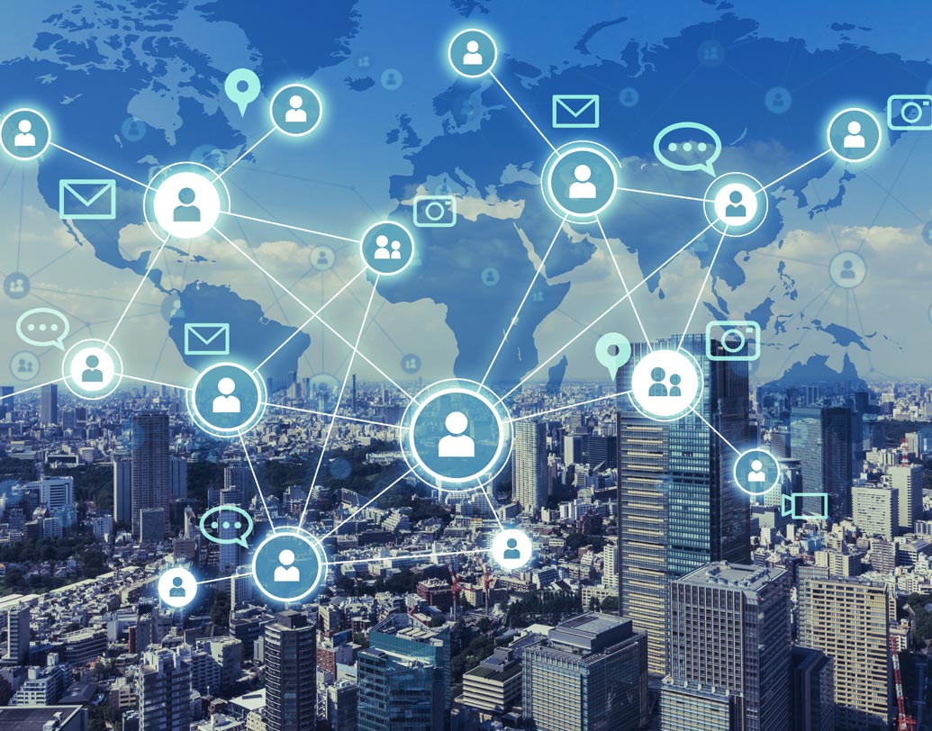 ব্যবসার কাজেও হোয়াটসঅ্যাপ:  ব্যবসার কাজেও নতুন ফিচার নিয়ে এসেছে ফেসবুকের মালিকানাধীন এই সংস্থা। চলতি বছরের শুরুতেই হোয়াটসঅ্যাপ চালু করেছে ‘হোয়াটসঅ্যাপ ফর বিজনেস অ্যাপ’। এই অ্যাপের মাধ্যমে বিভিন্ন সংস্থা তাদের গ্রাহকদের সঙ্গে যোগাযোগ রাখতে পারবেন। বর্তমানে ‘বুক মাই শো’, ‘মেক মাই ট্রিপ’, ‘শাওমি’-সহ একাধিক সংস্থা এই পরিষেবার সঙ্গে যুক্ত।