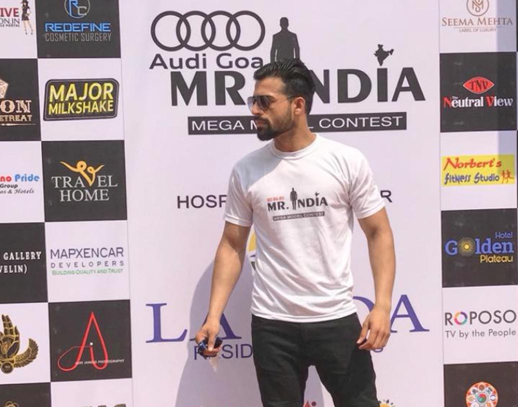 এ বছরের ‘মিস্টার ইন্ডিয়া’ ২৮ বছরের ফারহান মধ্যপ্রদেশের ভোপালের বাসিন্দা। ভোপাল স্কুল অফ সোশ্যাল সায়েন্সেস থেকে বাণিজ্য বিভাগে স্নাতক হন তিনি। ছবি: সৌজন্যে ফারহান কুরেশির ফেসবুক।