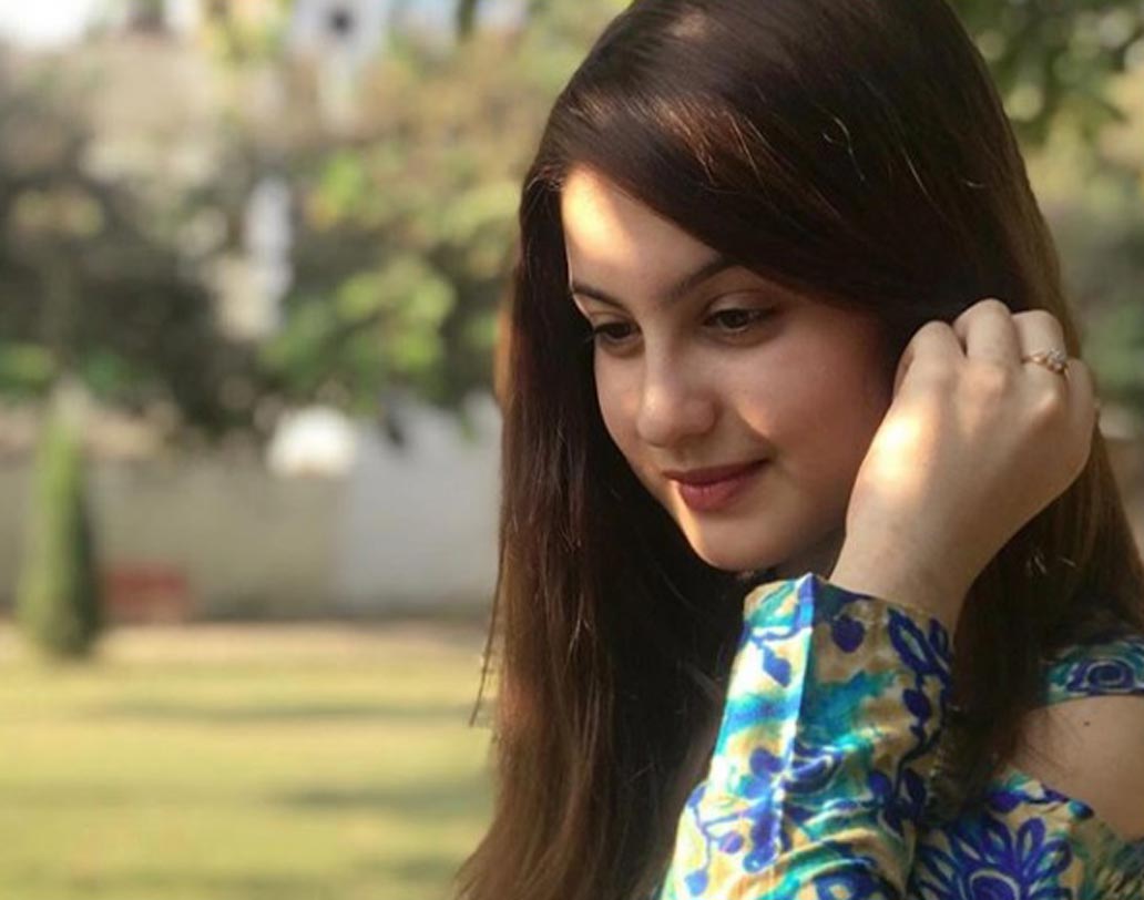 তবে শুধু ‘কাহানি টু’ নয়, তানিশা বলিউডের আরও দু’টি ছবিতে অভিনয় করেছেন। ২০১৬-তে ‘ফিতুর’ ও ‘বার বার দেখো’ ছবিতে ক্যাটরিনা কইফের ছোটবেলার চরিত্রে অভিনয় করেছেন তানিশা।