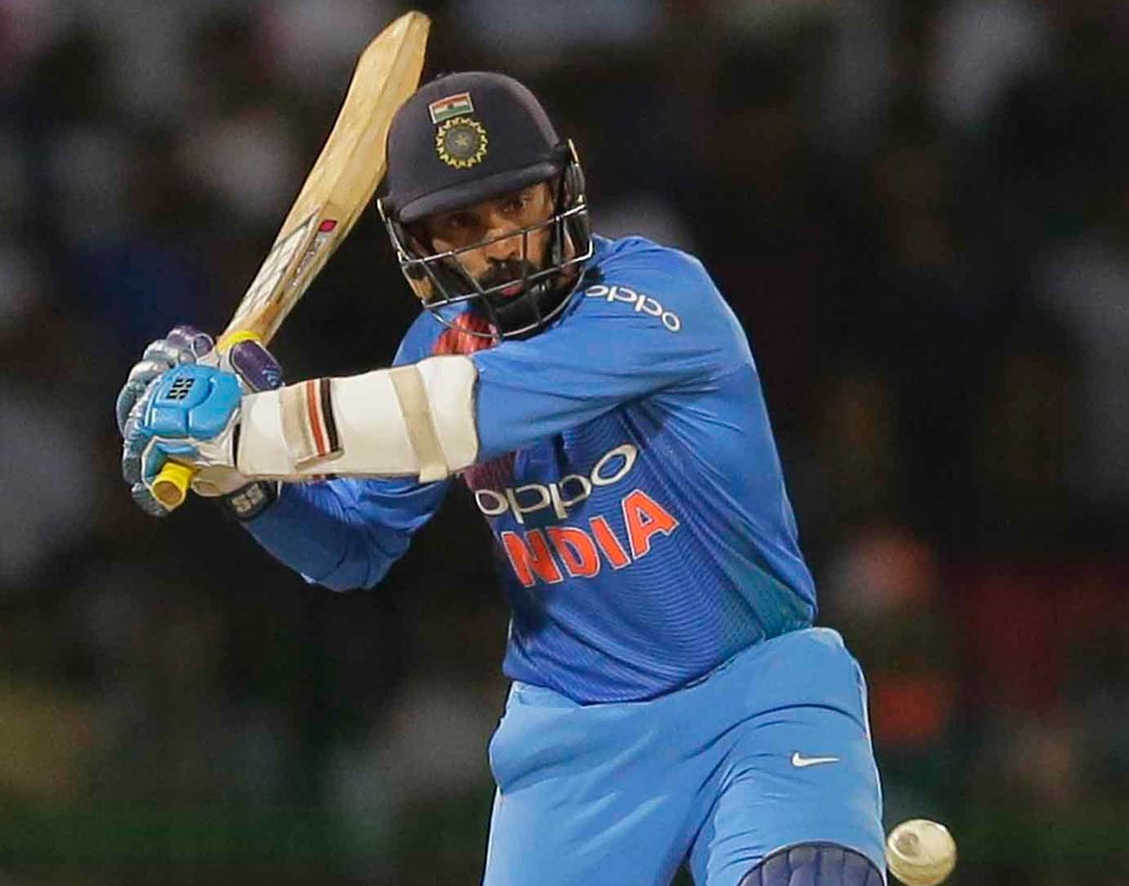 দীনেশ কার্তিক: ১৮ মার্চ ২০১৮। নিদাহাস ট্রফির ফাইনাল। শেষ বলে বাংলাদেশের বিরুদ্ধে জেতার জন্য ভারতের প্রয়োজন ছিল পাঁচ রান। ছয় মেরে ট্রফি এনে দেন দীনেশ।