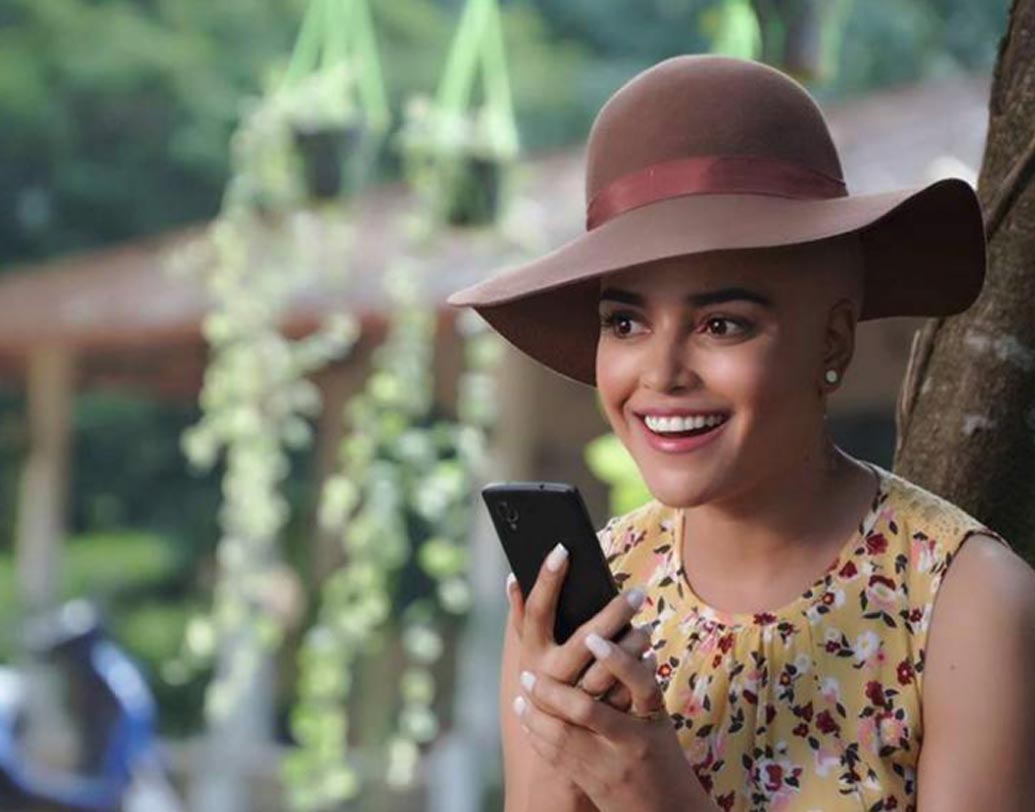 মালয়ালি অভিনেতা টোভিনো থমাসের সঙ্গে এই ছবিতে স্ক্রিন শেয়ার করবেন পিয়া। ছবির নাম ‘অভিয়ুম অনুভূম’। মালয়ালম এবং তামিল এই দুই ভাষায় মুক্তি পাবে এই ছবিটি। লাতিন আমেরিকার বাস্তব গল্পের অবলম্বনে এগিয়েছে এই ছবির প্লট।