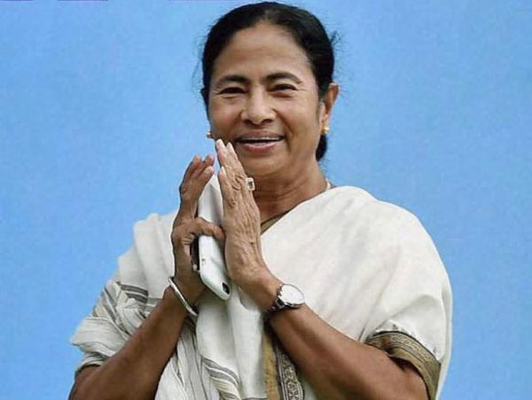 Mamata Banerjee wishes Buddhadeb Bhattacharjee on his birthday