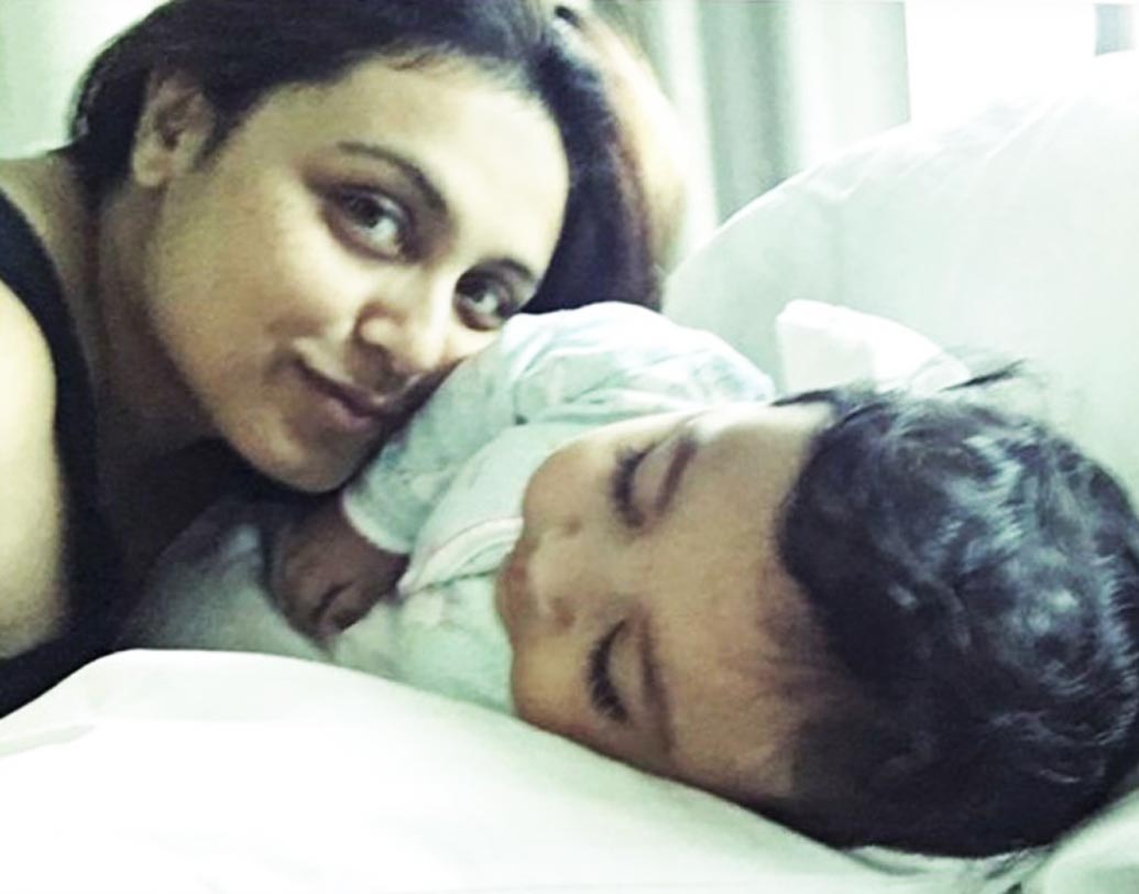 তবে আদিরাকে আর পাঁচটা সাধারণ বাচ্চার মতোই মানুষ করতে চান রানি। বলছেন, “জীবনে কিছু করার আগেই অনেক কিছু পেয়ে গেলে চলার পথে অসুবিধা হতে পারে। আর তাই চাই আদিরা খুব সাধারণ জীবনযাপনের মধ্যে দিয়েই বেড়ে উঠুক। তবে আমি চাই খাবার দেখলেই আদি যেরকম খাব খাব করে, আদিরা যেন ওরকম না করে।”