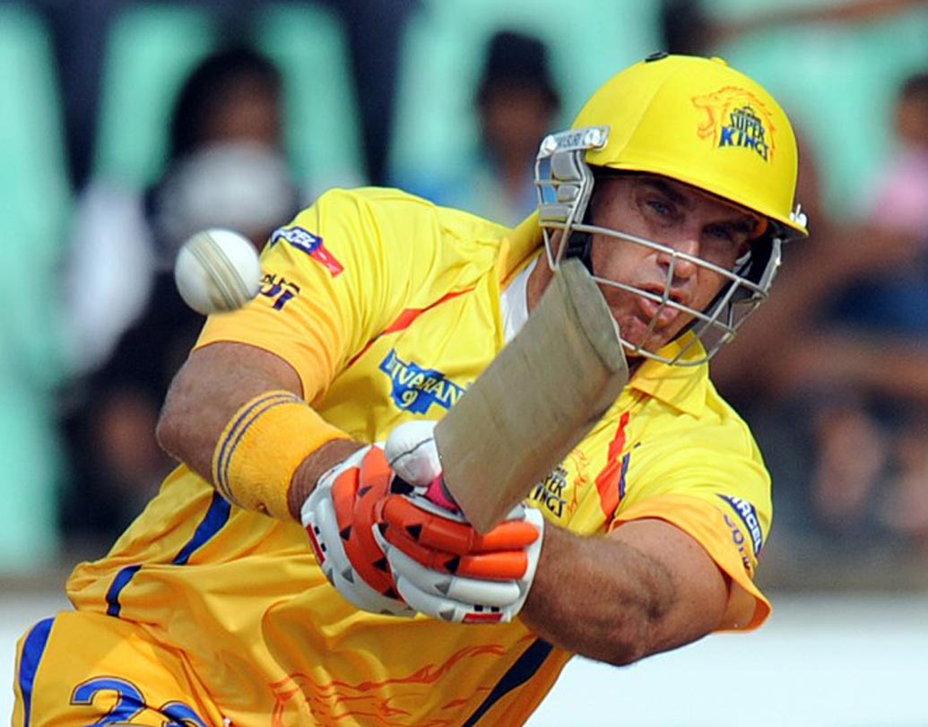 আইপিএলে সিএসকে-র প্রথম ম্যাচে ১৭ বলে ২৫ রান করেছিলেন ম্যাথু হেডেন। ২০১০-এ তাঁকে শেষ বারের মতো আইপিএলে দেখা গিয়েছে। ক্রিকেট ভাষ্যকার হিসেবেই এখন কাজ করেন হেডেন।