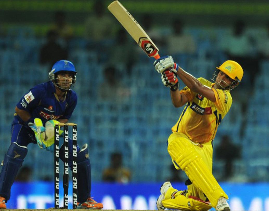 আইপিএলের ইতিহাসে সবচেয়ে বেশি রান সংগ্রহকারী সুরেশ রায়না। সিএসকে-র হয়ে প্রথম ম্যাচে মাত্র ১৩ বলে ৩২ রান করেছিলেন তিনি। টেস্ট দলে জায়গা পাকা না হলেও ইন্ডিয়ান টি-টোয়েন্টি দলে নিজের জায়গা করে নিয়েছেন রায়না।