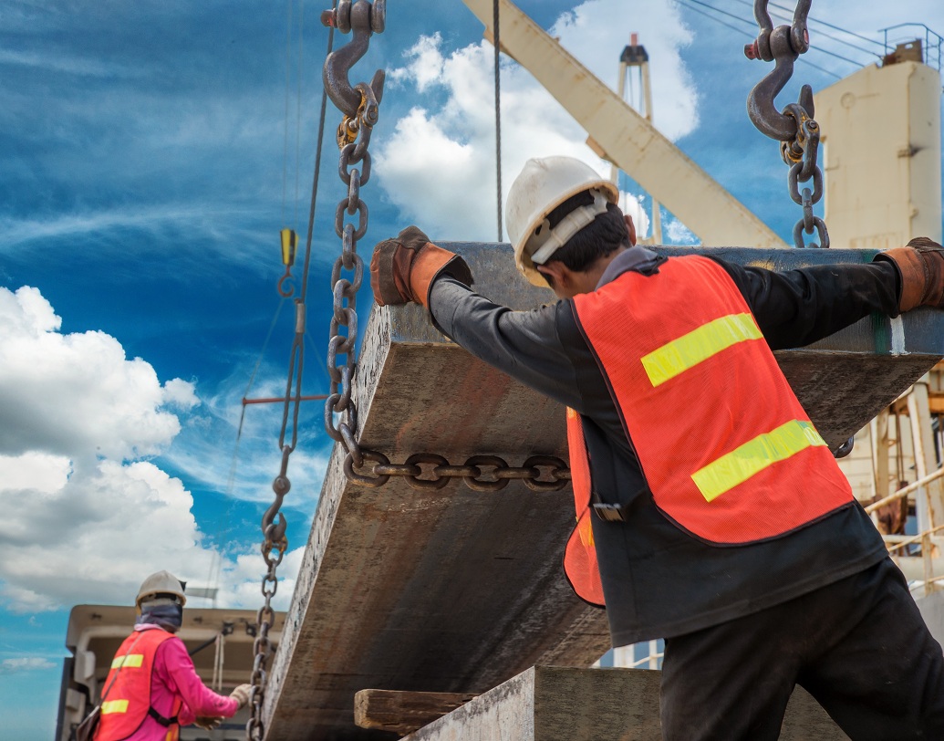 জানেন কি, ইউরোপীয় দেশগুলির মধ্যে সবচেয়ে পরিশ্রমী গ্রিসের নাগরিকেরা। বছরে গড়ে ২ হাজার ৩৫ ঘণ্টা কাজ করেন এই দেশের মানুষ। ওইসিডি-র রিপোর্টে চতুর্থ স্থানে রয়েছে গ্রিস। তৃতীয় এবং পঞ্চম স্থানে রয়েছে দক্ষিণ কোরিয়া এবং চিলি।