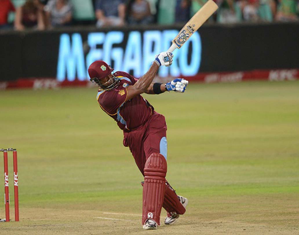 কিয়েরন পোলার্ড: বরাবারই মুম্বই ইন্ডিয়ান্সের অন্যতম ভরসা। এই ওয়েস্ট ইন্ডিজ ক্রিকেটারটি আইপিএল-এ এখনও পর্যন্ত ১১৩টি ম্যাচে ২৩৪৩ রান করেছেন। স্ট্রাইক রেট ১৪৬.৫৩।