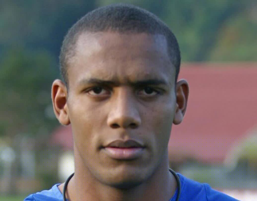 মাইকন: গত বছর মাইকন খেলেছিলেন ব্রাজিলের আভাইতে। এখন মাইকন ফ্রি প্লেয়ার।