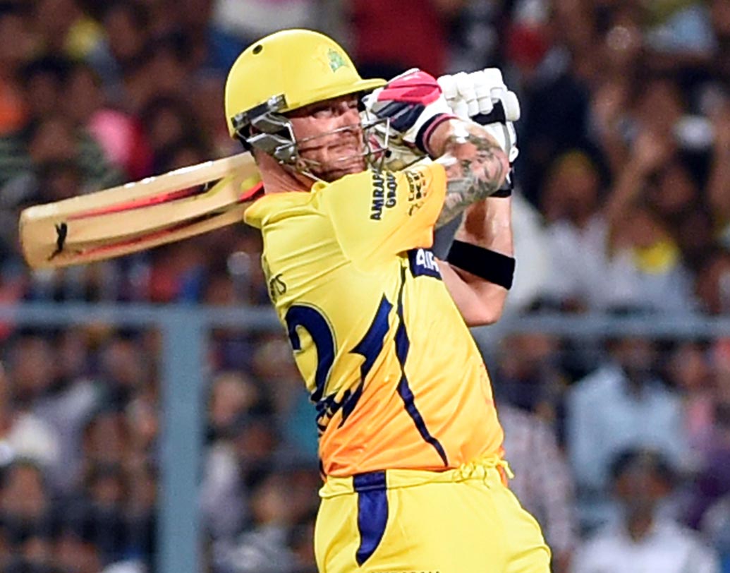 ব্রেন্ডন ম্যাকালাম: বিশ্বের অন্যতম সেরা উইকেটরক্ষক-ব্যাটসম্যান ম্যাকালাম ওপেনিংয়ে আমাদের দলে সহবাগের পার্টনার। প্রথম কিউই ব্যাটসম্যান হিসাবে টেস্টে ট্রিপল সেঞ্চুরি রয়েছে ম্যাকালামের।