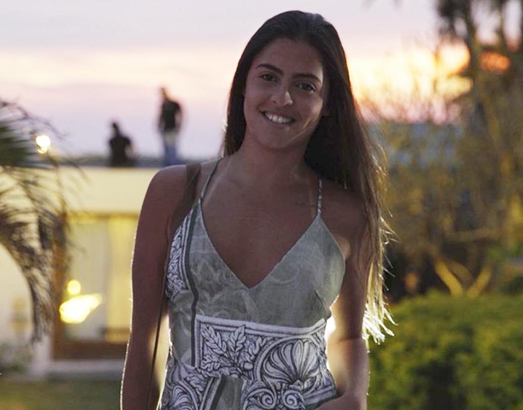 ড্যানিয়েলরা মোট ছয় ভাই-বোন। তাঁর দুই ভাই ব্রাজিলের বিখ্যাত ফুটবল ক্লাবের ফুটবলার। যদিও ফুটবলের সঙ্গে তাঁদের পরিচিতি তাঁর বাবার আমল থেকেই।